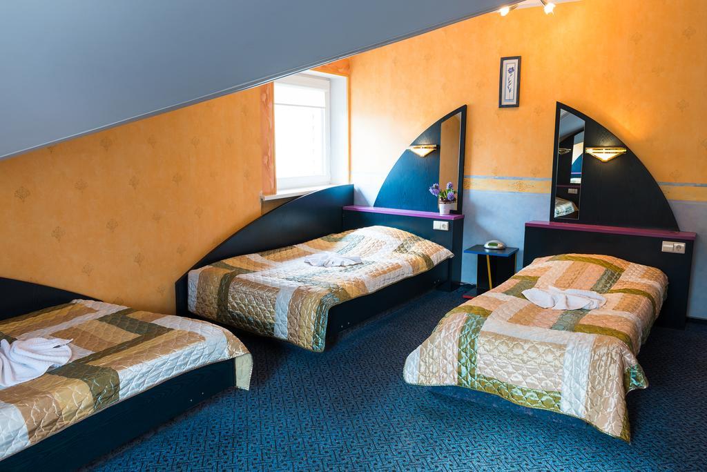 Hotel Runmis VNO Szoba fotó