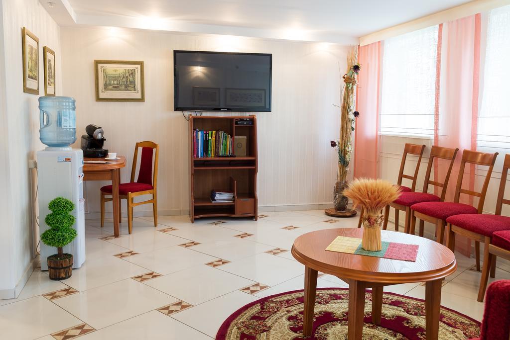 Hotel Runmis VNO Kültér fotó
